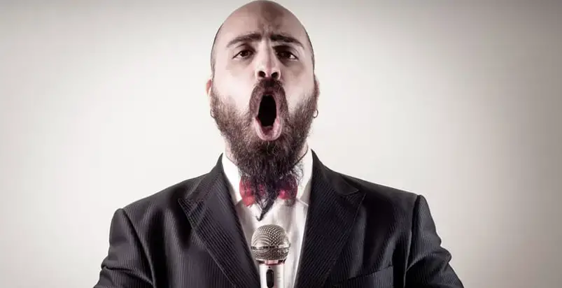 Note by Note: A Roadmap to Singing Mastery through Comprehensive Training