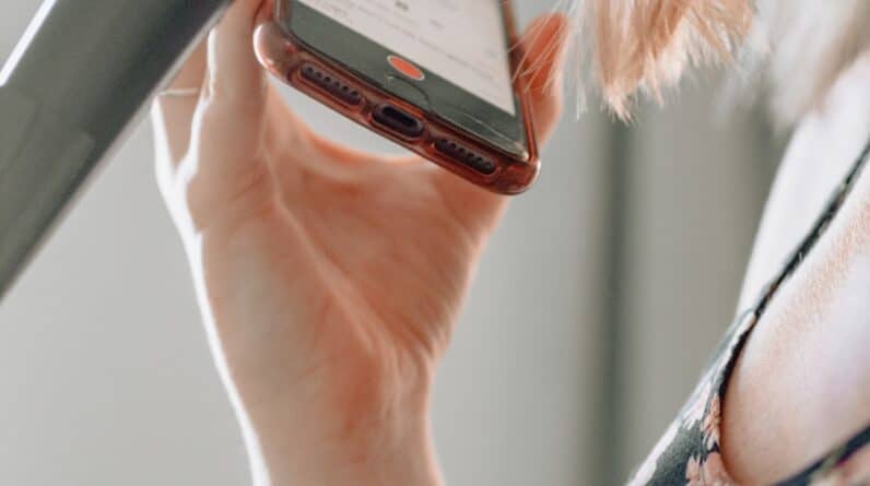 Photo "How to Make Your Voice Good for Singing"