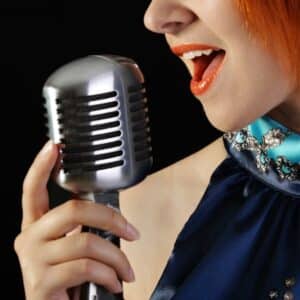 Photo "Overcoming Stage Fright for Better Singing Performances"