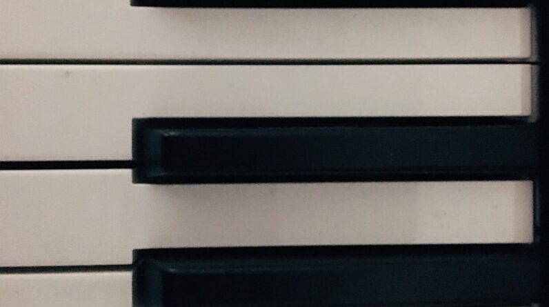 Photo "How Can You Sing Higher Notes"