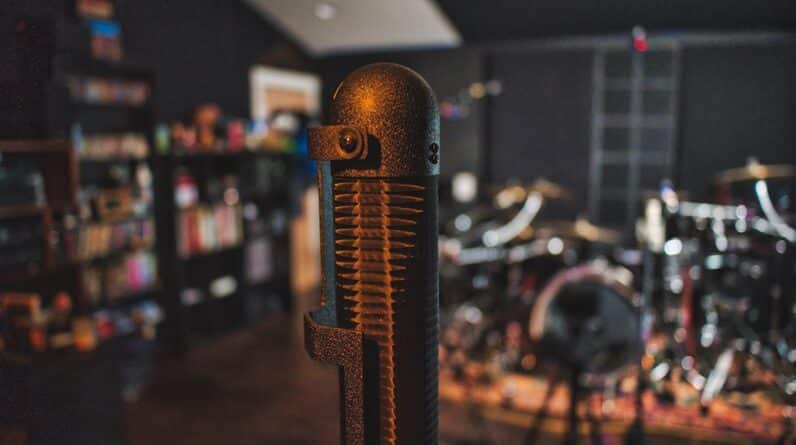 Photo Microphone technique