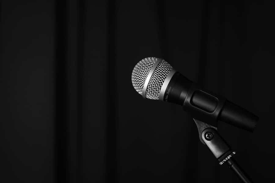 Photo Microphone stand