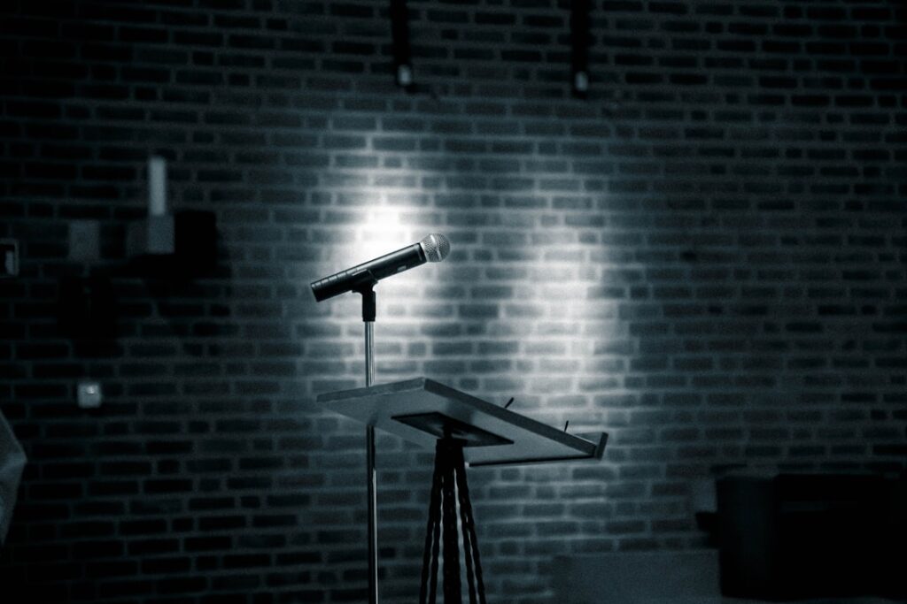 Photo Microphone stand