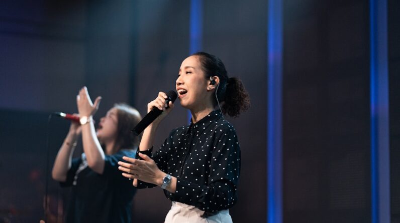 Photo Singing Competition Training