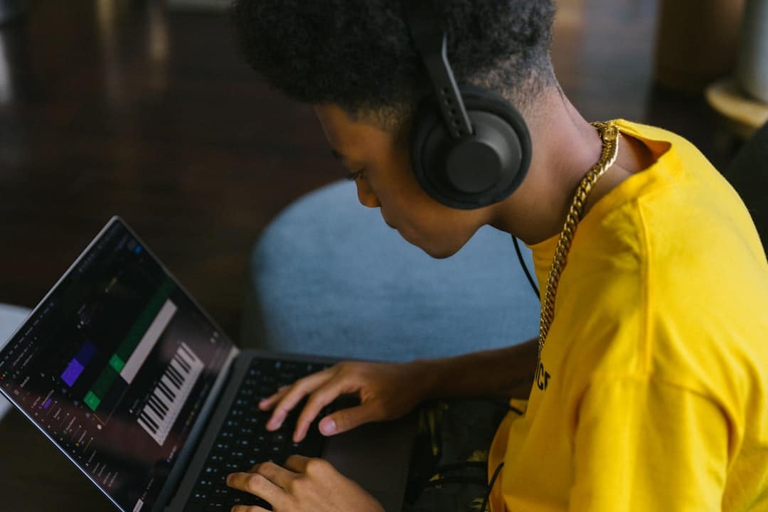 Photo Music Schools Online Lessons