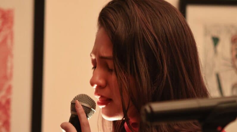 Photo Vocal Training