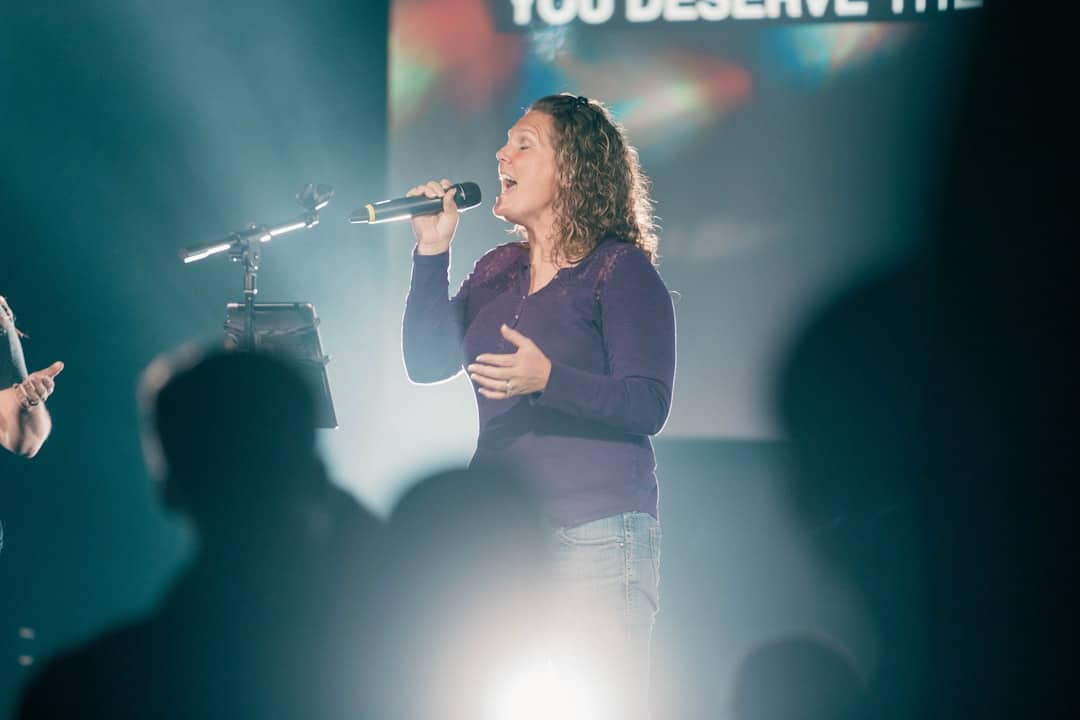 Photo Professional Singers Control Breathing