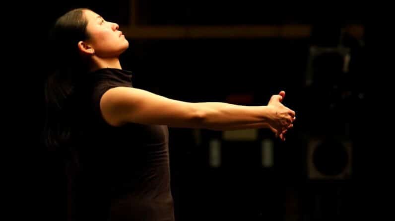 Photo Breathing Techniques for Singing